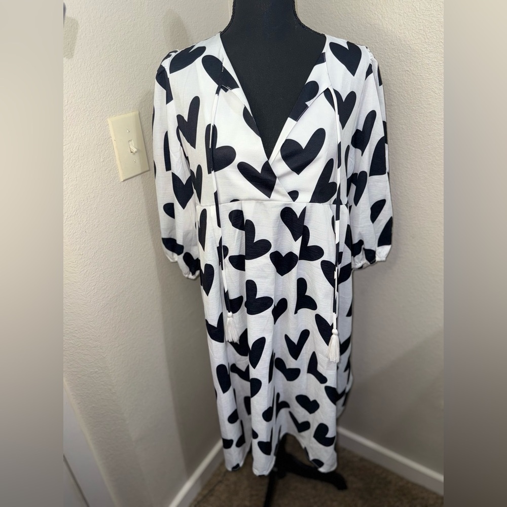 CZ Collection‎ by Cezele Black Heart pattern Long Sleeve Dress- small